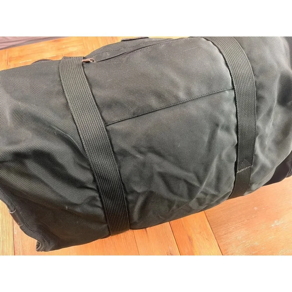 TUMI West Green Ballistic Nylon Large Duffel Travel Gym Weekender Carry On Bag